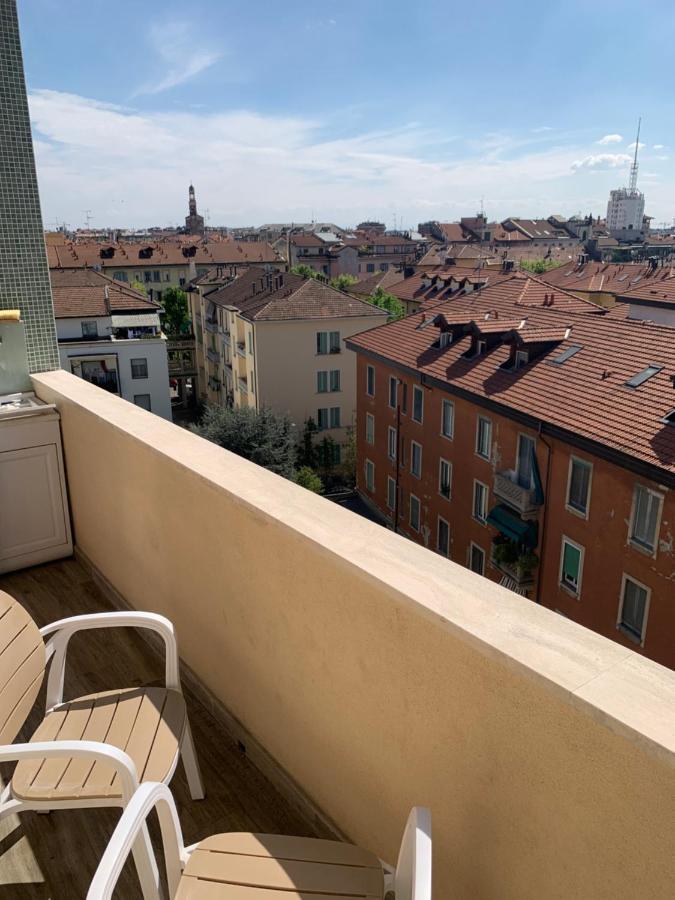 Appartamento Con Terrazza In Zona Navigli - Tortona Milan Bagian luar foto